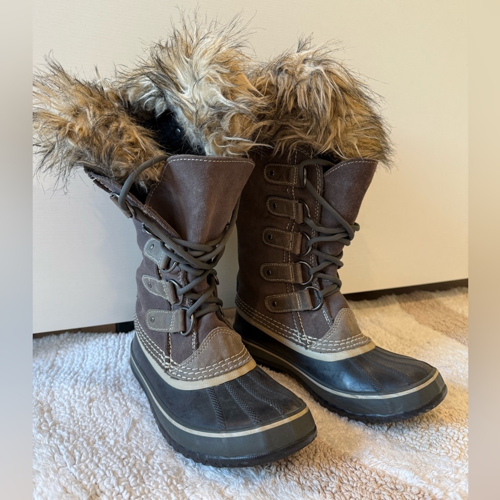Sorel waterproof Boots